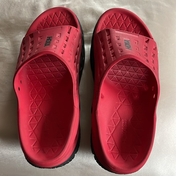 Hoka slides - Picture 4 of 5